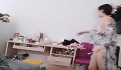 多才多艺的御姐女神会拉二胡拉的那首神话真动人演奏
