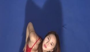 【精品模特】美女大学生兼职模特才艺面试第三部，情