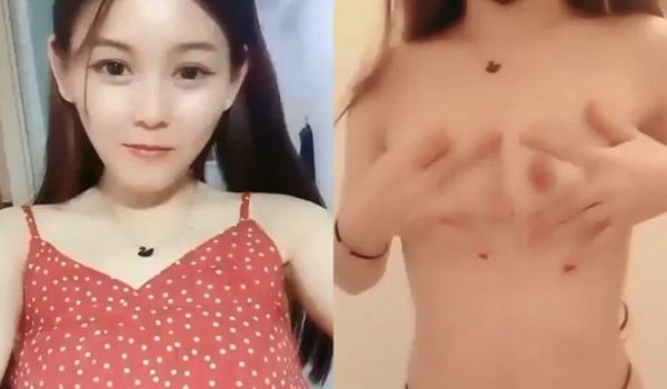 气质主播脱衣大秀~网民偷录下来上传推特!!