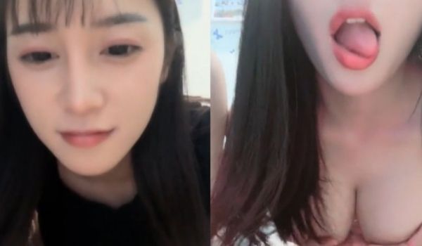 高颜值姐妹花全裸搔逼诱惑大秀~沙发上缓缓一件一件