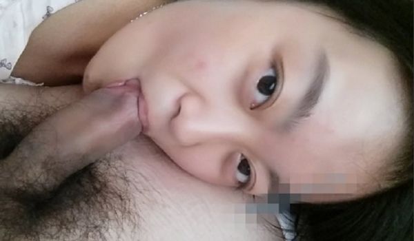 对白淫荡师范大学眼镜学姐外表儒雅文艺内心淫荡至极