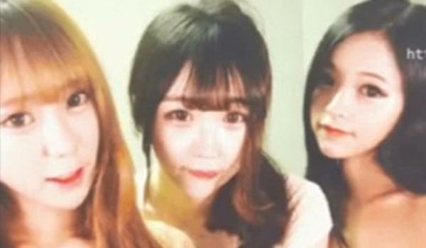 极品韩国美女主播多套情趣内衣自慰直播极度诱惑