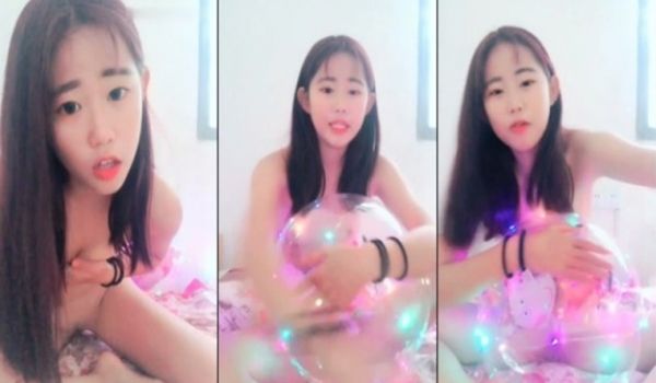 [中文主播外流]苗条可爱妹子的情欲时间~在线的小