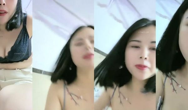 巨乳少妇 爱吃香蕉的女人 巨乳美女约粉丝 爱吃香