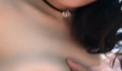 高颜值眼镜萌妹子裸秀身材不错皮肤白皙性感大屁股很