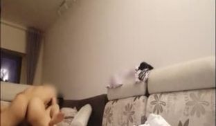 渣男趁媳妇出差把大波翘臀漂亮情人带到家中快活很能