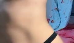 风韵美少妇，长相不错味道十足，生过孩子身材很好，