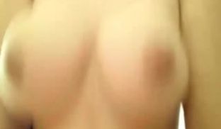 漂亮巨乳女友