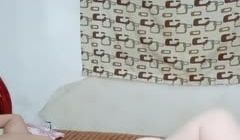 肤白貌美露脸水多多的小少妇伺候大哥激情啪啪，口交