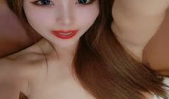 超颜值女优级别的妹子展现美鲍鱼，自己动，蜜桃臀大