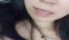 美甲店老板约个单男再战第二炮骚气横生，深喉口交爆