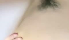 骚女好迷人不穿内裤塞跳蛋户外露出，再约炮友酒店啪