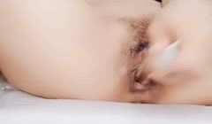 骚货少妇床上漏奶露逼诱惑手指抠逼自慰秀透明道具插