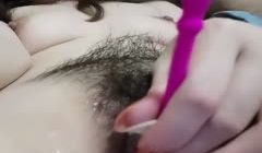 气质御姐范妹子，口交鸡鸡用跳蛋自慰插穴，上面吃鸡