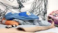 瘦弱居家小妹遇到大屌男友直播做爱先细致口交，无套