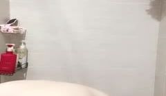 桃母娘娘-大波波-：握着最傲娇的珠穆朗玛峰、浴室