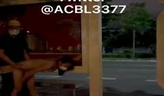 与摄影师户外做爱私拍公交站和马路中央成寻欢场所高