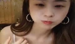 西安大表姐❤️，Hold不住了，餐厅人来人往，吃