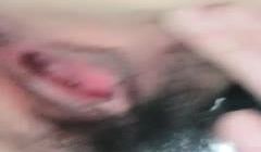 小护士夜晚值班带大黑牛自慰，特写震动逼逼呻吟娇喘