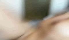 诱人的清纯少女全程露脸酒店大秀直播，火辣激情裸舞
