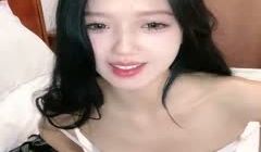 9分颜值女神！新人妹妹初下海！极品美腿好身材，被