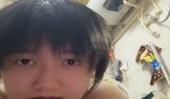 短发良家小少妇跟威猛小哥在家玩的还很嗨，全程露脸