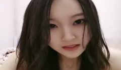 小可爱平台(原卡哇伊)颜值不错美女 激情自慰大秀