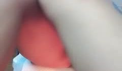 颜值不错骚妹子【狐狸就是妖】椅子上跳蛋自慰，拉扯