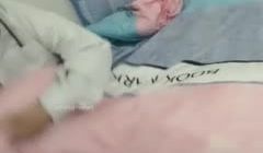 这死胖子太性福了 两个十八岁妹子轮流搞 还有一个