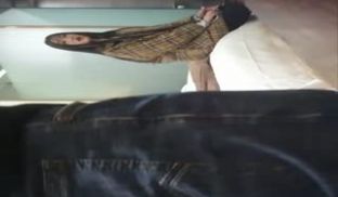 约了一个苗条大奶妹子