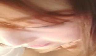 奶子好大骚情少妇双人床上的性爱一多大秀 口交啪啪