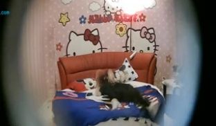 kitty房8.19-8.20女的指着天花板说那