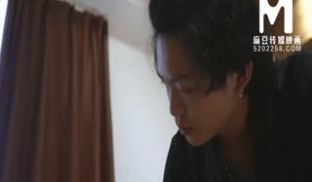 售楼小姐-1