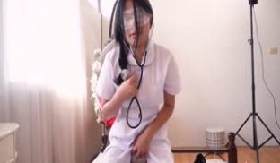 〖JVID顶级绝版〗制服美乳女神『掉掉』白丝袜看