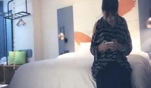 《91沈先生探花》约了个肉肉身材萌妹，近距离特写