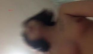 大学美女假期回家和闺蜜男友偷情啪啪~淫叫好大~快