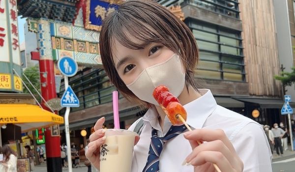 第一次摄影！从清纯的外表非常非常无法想象的淫乱的