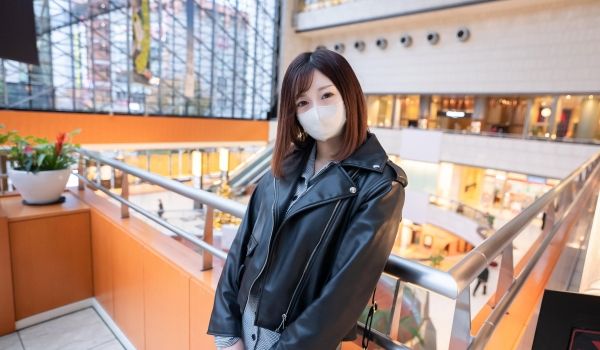 第一枪！ ！电影风格！一名在医疗办公室工作的好色