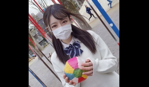 第一枪！ ！在神乐坂，黑发的美少女◯女◯生…担心