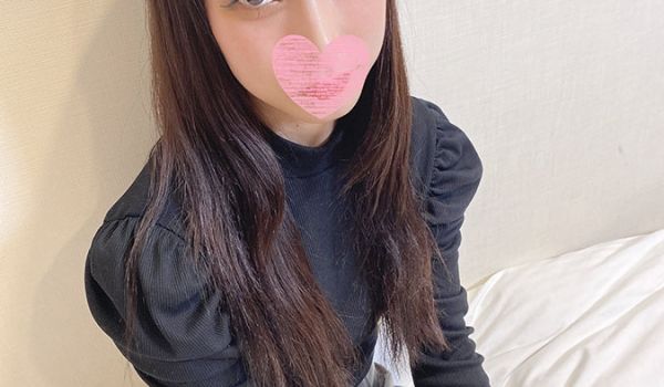 对梦想「想走t台」的皮肤又白又苗条的女人进行了演