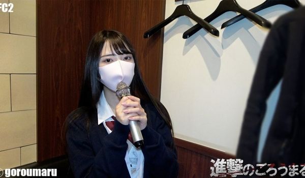 露脸21岁黑发整洁系露齿派⑦小区露出和连续中出再