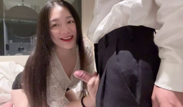 台湾SWAG Daisybaby巨乳人妻OL跟男