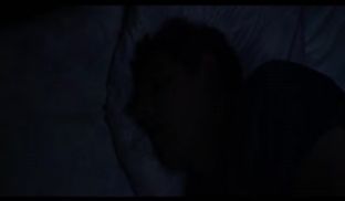 保持站立HD720P中英双字