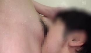这么漂亮的姊姊为了让被虐狂的我疯狂射精就到我家来