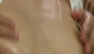 早漏イクイク敏感体质に仕込まれた女子社员
