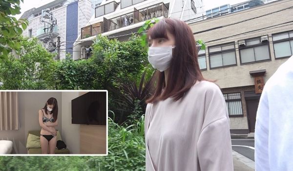 押しに弱いふわふわ小动物系美少女りなちゃん初撮り
