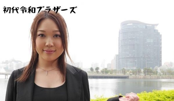 美巨乳な彼女と旅行先で浓厚セックス