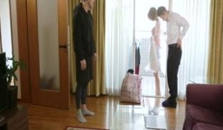 SSNI-645 与憧憬上司妻子小司在棉被里偷偷