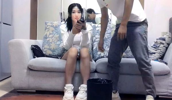 找了两个外围女啪啪