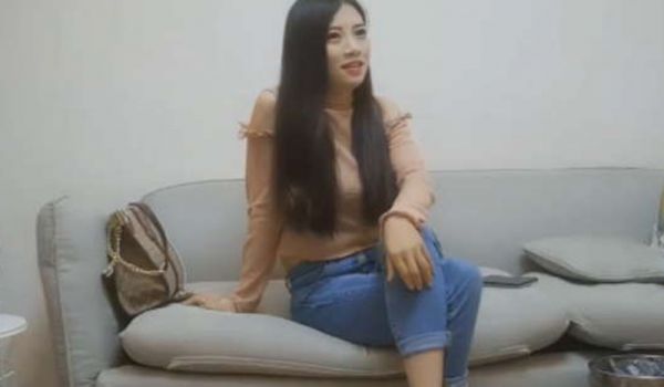 牛仔裤轻熟女，口的操的都很不错